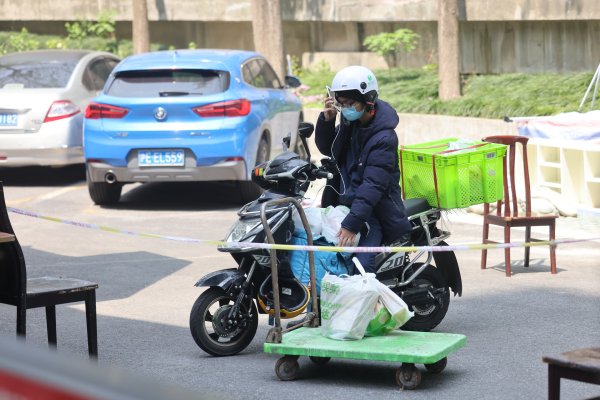 按天配资交易 商家吃上了外卖新玩家的“蛋糕”
